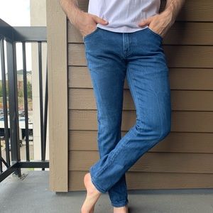 Uniqlo Slim Straight low rise Jeans